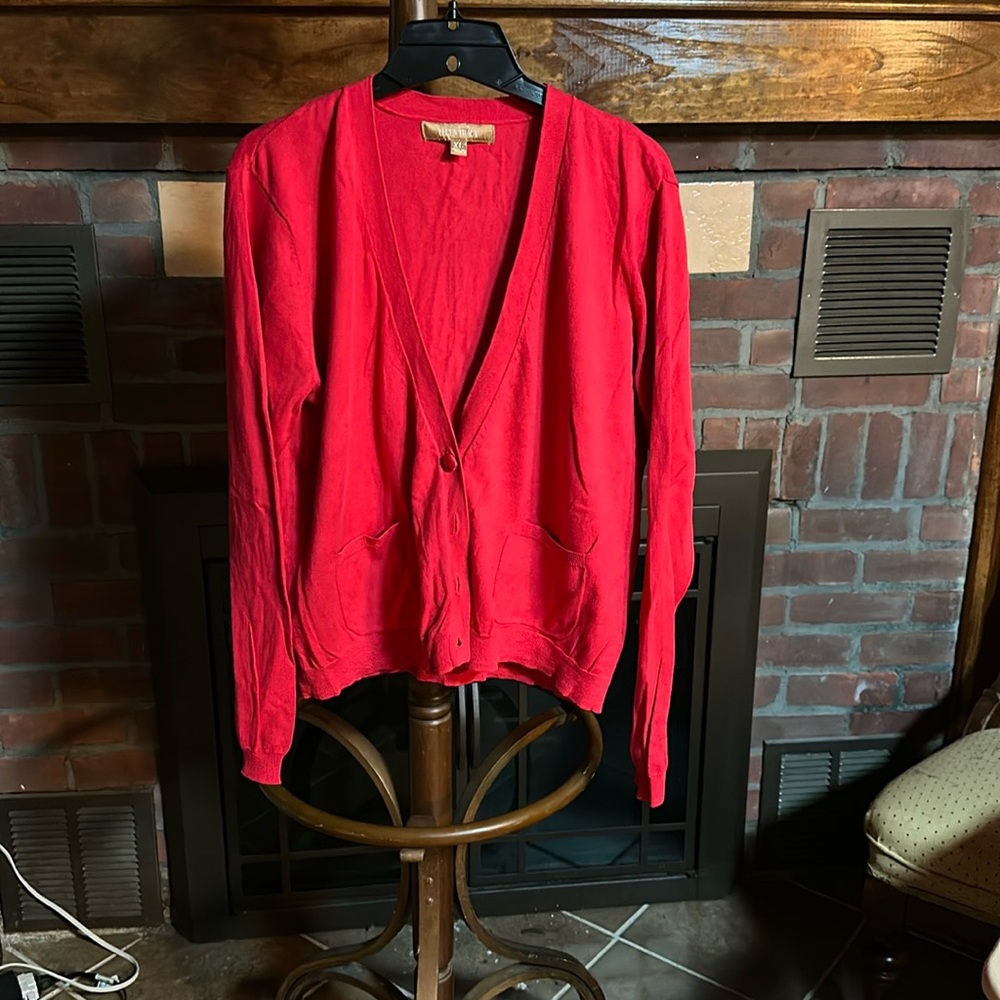 Ladies size xl Ellen Tracy coral colored sweater.